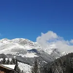 Alps דירה