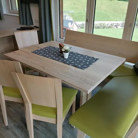 Alps Apartment *